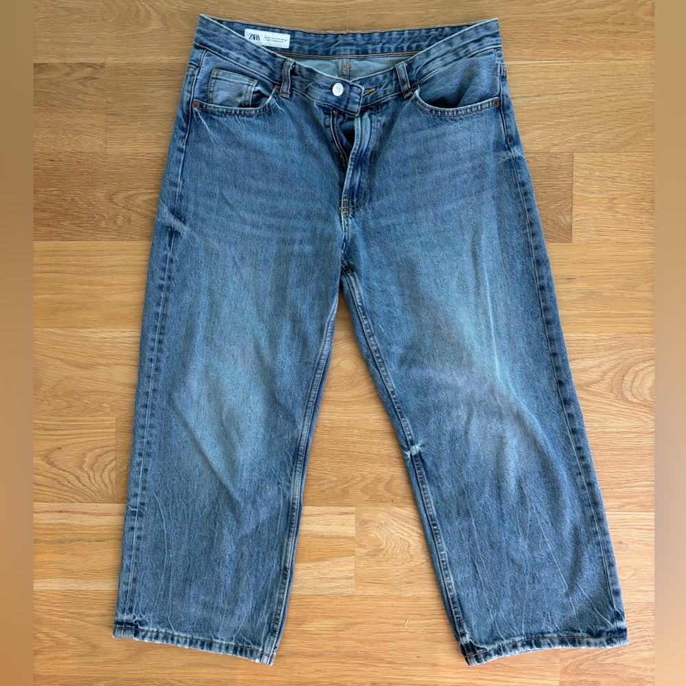 Zara Relaxed Mid-Rise Denim Jeans